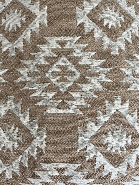 Jastuk za meditaciju i dekoraciju etno