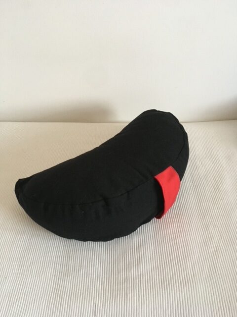 Jastuk za meditaciju u obliku polumeseca Crni