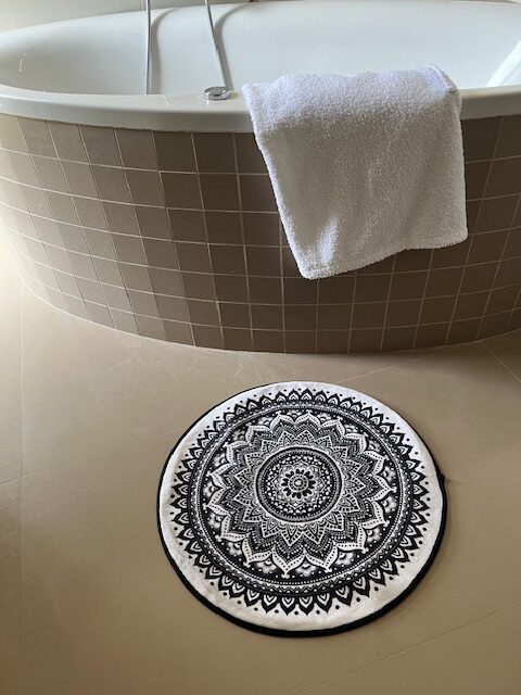 Neklizajuća okrugla prostirka sa mandala šarom
