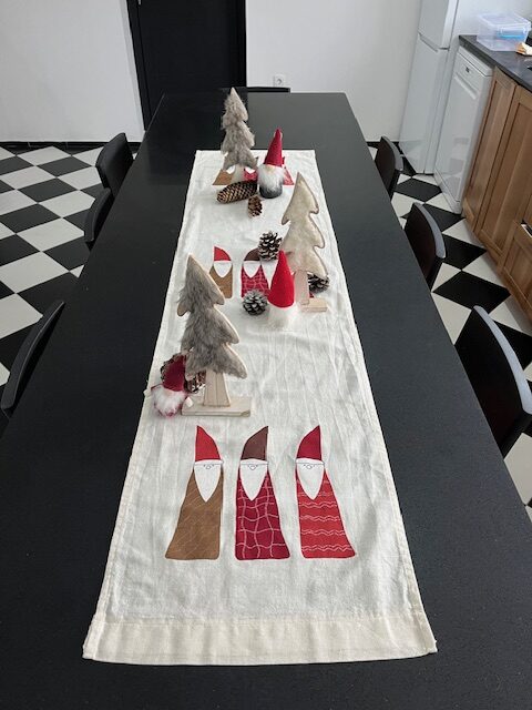 Beli pamučni raner patuljci na snegu