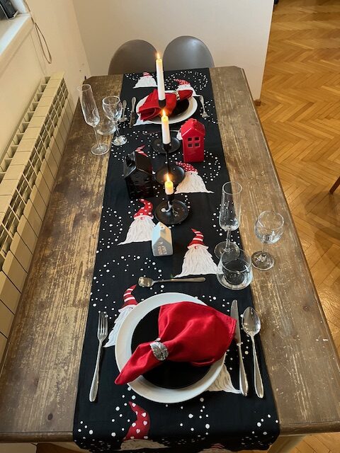 Crni pamučni raner patuljci i pahulje