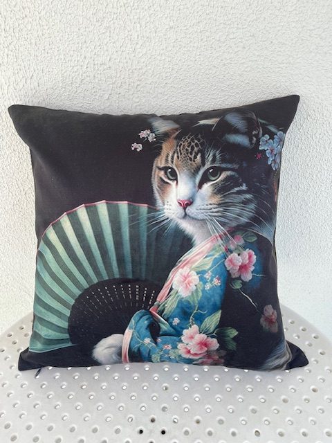 Dekorativni plišani jastučić Gejša trešnjin cvet